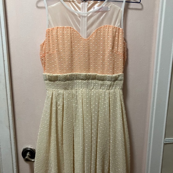Peach Cream Polka Dot Dress - Picture 1 of 2